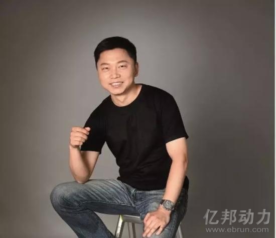 鋼為網創始人兼CEO張峻楨