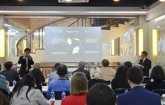 化塑匯團隊向北極光創(chuàng)投LP介紹業(yè)績