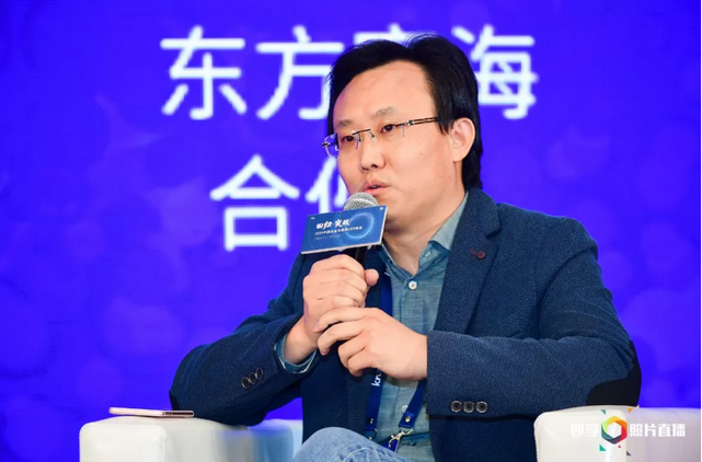 1542786192498066.png blob.png