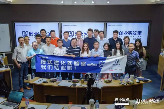 1543542530510994.png blob.png